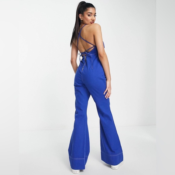 ASOS DESIGN twill strappy back wide leg jumpsuit in denim blue - Picture 3 of 5